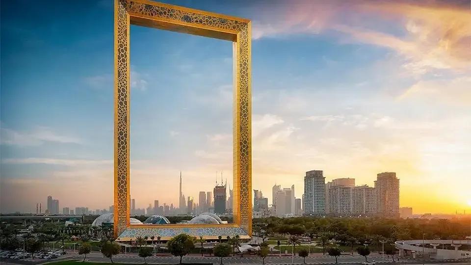 Combo: Dubai Frame + Dubai Garden Glow - Image 6